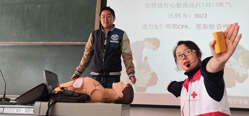 调整大小 9dd51041096374f79d05f1eb6743318