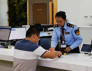 呈贡市场监管小窗口做出大服务4