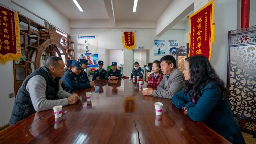 慰问绅顿保安公司
