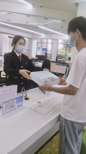 免费发放“开办企业创业礼盒”