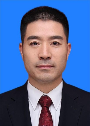 曾昭生主任（蓝底）