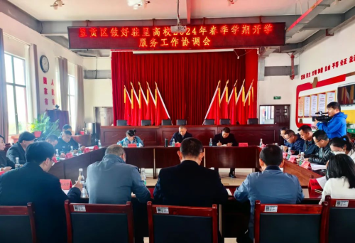 站好“护学岗”，平安“警”相随！呈贡公安全力护航开学季0