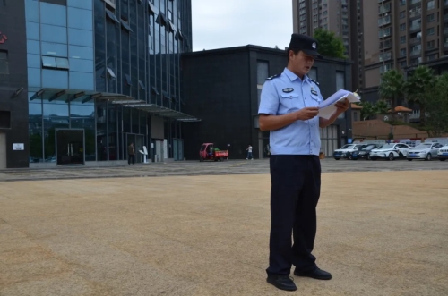 【夏季治安打击整治】打造一流营商环境 呈贡警方开展经济犯罪大整治集中清查统一行动01