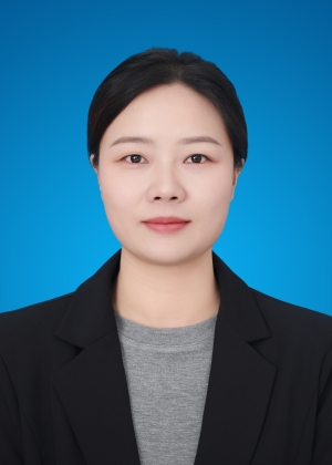 李晓艳副主任