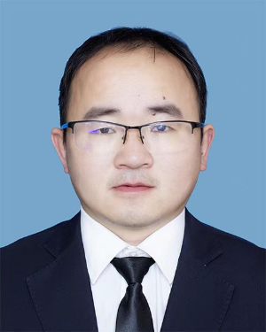 申玉斌副主任