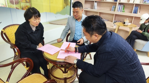 昆明市花卉电商主播行业联合工会成立了 (2)