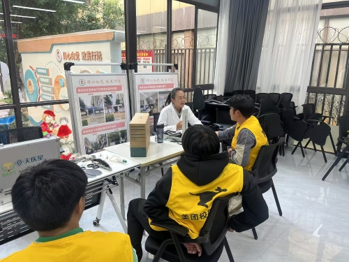2024年12月9日 致远社区∣五举措探索建设“骑手友好社区” 致远社区供图 (1)
