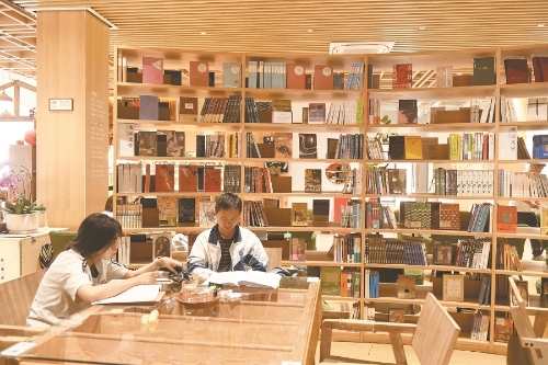 书香润春城阅读伴日常