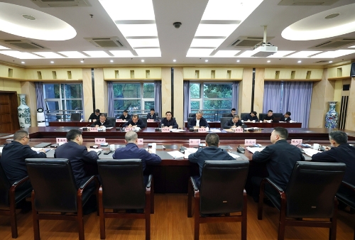 刘洪建主持召开专题会议。_副本