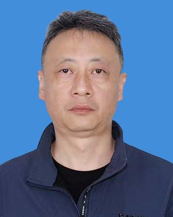 李伟 李伟