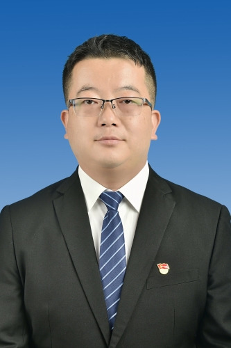 陈鼎
