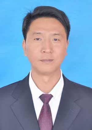 卢 卢