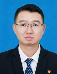 邱发东 邱发东